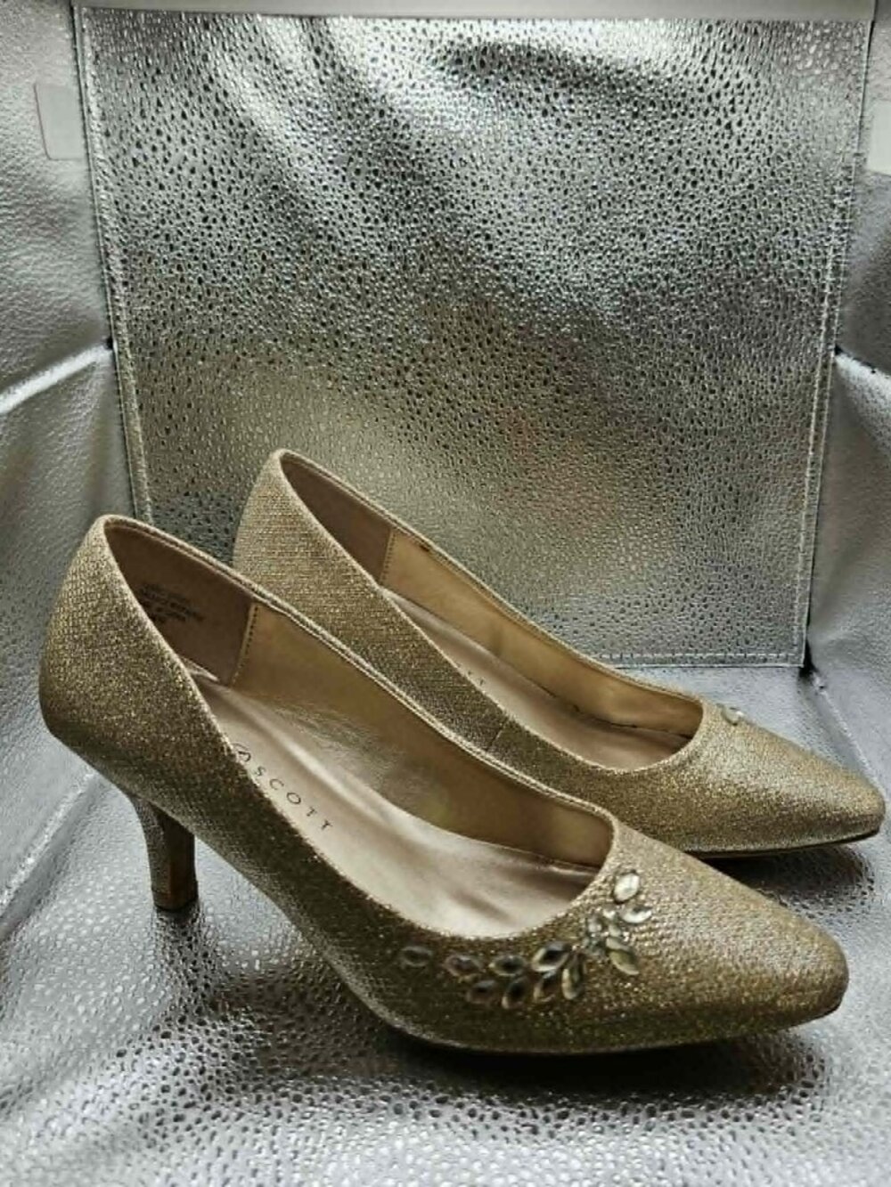 Gold Sparkle Pump